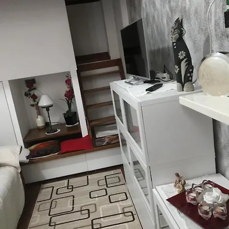 Maya 公寓